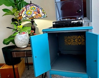 Columbia Updated record player cabinet