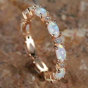 Feueropal Eternity Ring, Rosegold & Silber Stapelring