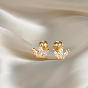 Floral Cubic Zirconia Stud Earrings: Stainless Steel Helix Piercing