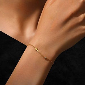 Dainty Cross Bracelet, Sterling Silver, Religious Bracelet, Minimalist Bracelet, Gold Cross, 18K Gold Cross Chain Bracelet , Gift for Her