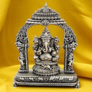 Lord Ganesha Idol, Hindu Elephant God Statue for Home Temple Gifts, Ganesha Statue for Home, Auspicious Hindu God Idol, Lotus Ganpati idol