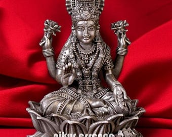 Reines Silber handgefertigtes Laxmi Idol, Lakshmi Devi, Dhan ki Devi Silber für Puja & Festivals