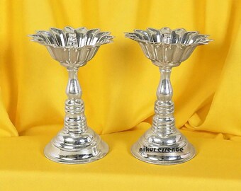 Laxmi Deepam hecho a mano de plata pura, lámpara de aceite Lakshmi, Diya de plata para Puja y festivales Lakshmi Diya para Pooja, lámpara de oración hindú, Puja Diya