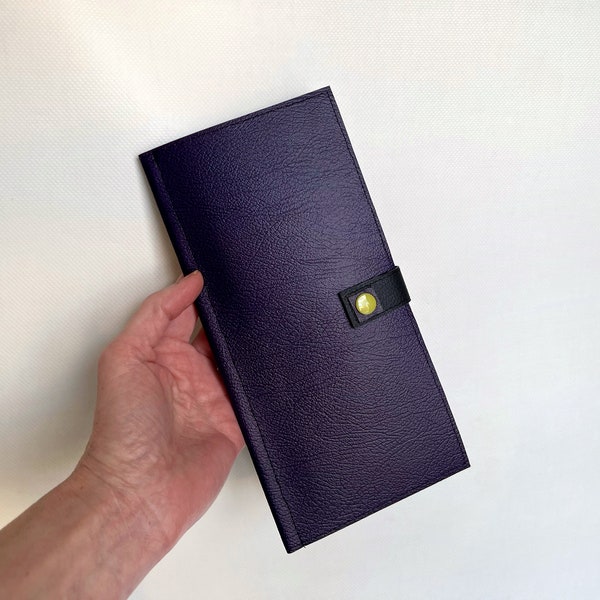 NEW - JW Ministry organizer for tracts - Faux leather tract holder, Purple color, Pockets for tracts and for business card, Pioneer gift
