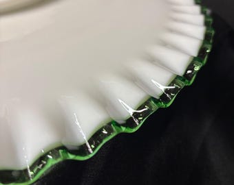希少　fenton エメラルド　クレスト　アメリカ　ビンテージ　ミルクグラス 希少 fenton エメラルド クレスト アメリカ ビンテージ ミルク