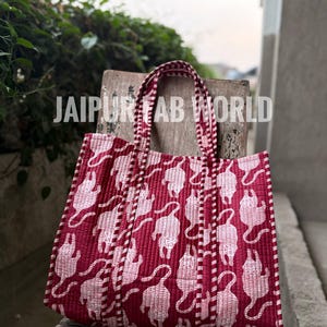 Handbedruckte gesteppte Baumwolltasche, Block-Print-Einkaufstasche für Frauen, Boho-Reisetasche, handgemachte Schultertasche, große Futter Strandtasche
