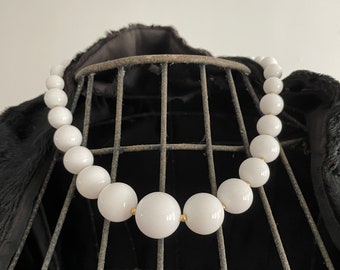 Vintage White Beaded Necklace Graduated Bead Sizes Small Gold beads between Each White Bead