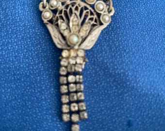 Vintage Silver-Tone Rhinestone & Pearls Pendant  Necklace