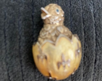 Sweet Vintage Brooch Egg with Chick peeking Out On Top and Fleur-de-lis Designs Signed Carolee