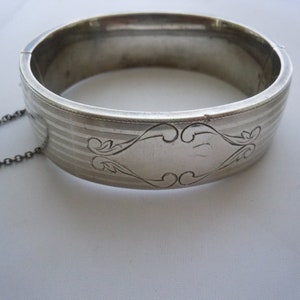 Vintage Victorian Sterling Silver Bangle Bracelet Etched Design