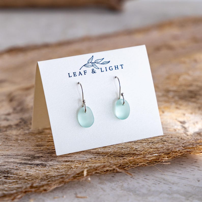 Cultured Sea Glass Earrings, Aqua Recycled Glass Drop Earrings, Silver Plated Frosted Glass Earrings, Coastal Beach Jewelry Gift for Her Bild 5