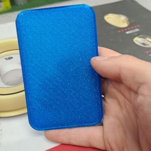 Custom 3D printing service from Italy showing made-to-measure prototypes and gadgets printed in PLA and ABS. High quality FDM 3D printed objects designed for personalized gifts, functional parts, cosplay accessories, and modern home decor. Ideal for custom prototypes, unique 3D print gifts, STL file printing, and creative ideas turned into real objects