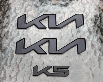 K5 Emblem Blackout Overlay Set - Matte Black (for: 2021+)