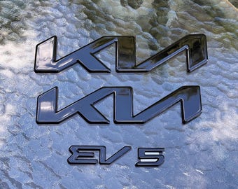 KIA EV5 Gloss Black Emblem Overlay Set (för: 2025+)