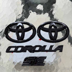 Corolla SE Emblem Overlay Set - Gloss Black (for: 2020+)
