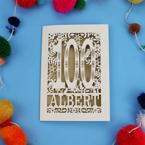 Carte 100e anniversaire personnalisée - Woodland Papercut Papercut Design personnalisé découpé au laser