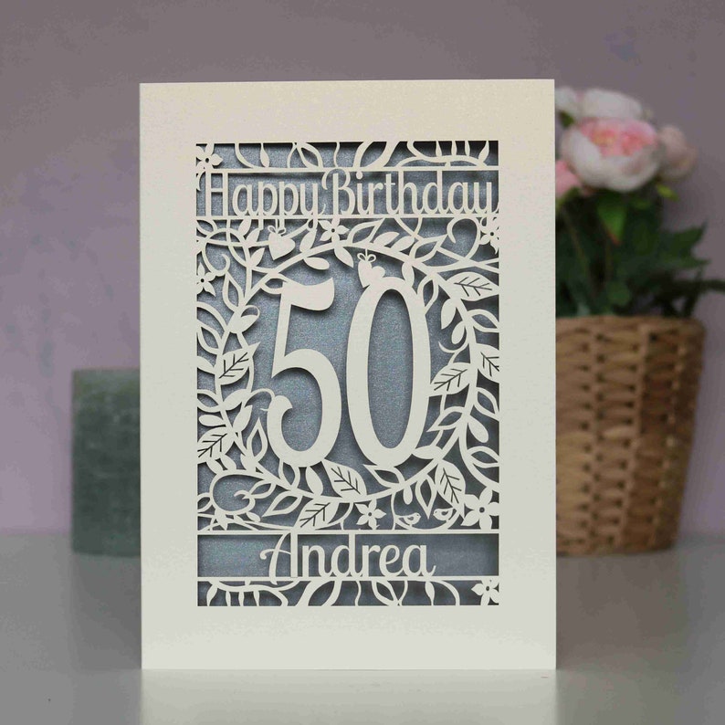 Carte d'anniversaire personnalisée découpée au laser, découpée au laser, fleur d'âge, carte d'âge floral joyeux anniversaire, cartes faites main au Royaume-Uni Silver