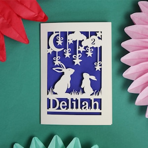 Carte d'anniversaire personnalisée en forme de lapin, carte d'anniversaire pour enfants, carte lapins lune ciel
