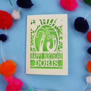 Carte 75e anniversaire personnalisée – Papier découpé, joyeux anniversaire personnalisé, conception découpée au laser