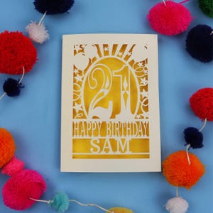 Personalisierte 21. Geburtstagskarte - Papierschnitt Benutzerdefinierte alles Gute zum Geburtstag Laser Cut Design