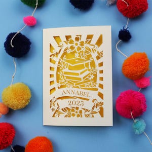 Carte de remise des diplômes personnalisée, casquette de remise des diplômes et carte bannière