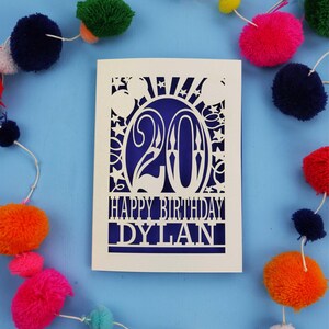 Carte personnalisée 20e anniversaire – Papier découpé, joyeux anniversaire personnalisé, conception découpée au laser