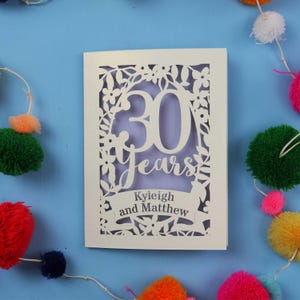 Carte personnalisée du 30e anniversaire pour mari, femme ou couple, carte d'anniversaire de mariage perle découpée en papier