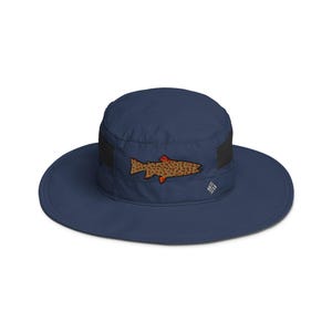 Sombrero de pesca con mosca Columbia Booney para pescadores con protección UPF 50 y ala ancha.