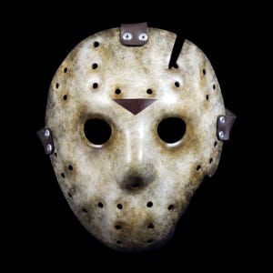 Hockey Mask jason Part 9, exclusive  Handmade Horror Collectible halloween cosplay replica realistic painted.