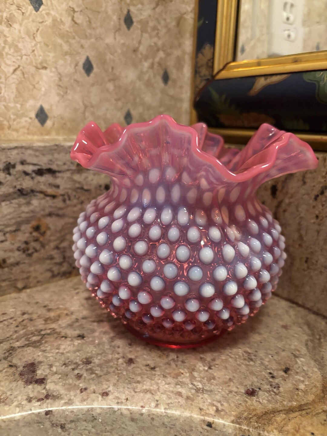 ヴィンテージ フェントン クランベリー オパールセント ホブネイル花瓶