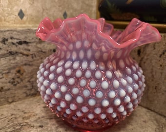 ヴィンテージ フェントン クランベリー オパールセント ホブネイル花瓶