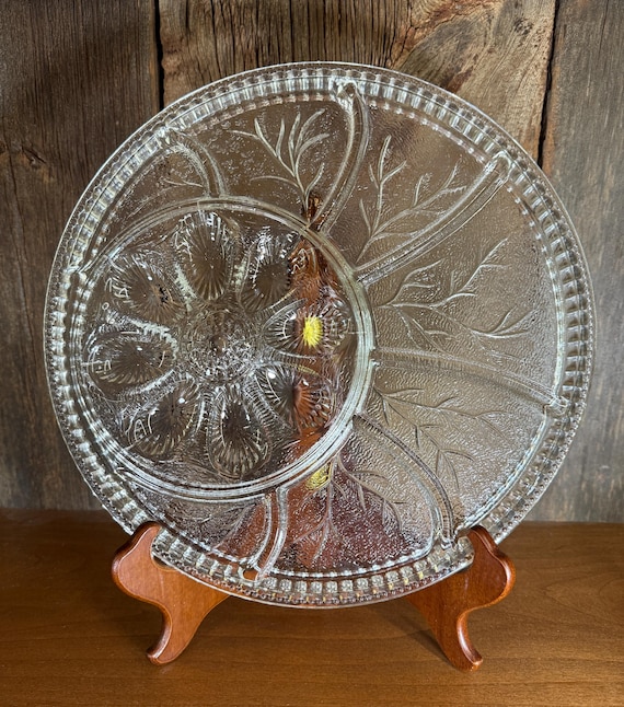 Vintage Indiana Glass Deviled Egg Platter: Tree of Life Clear