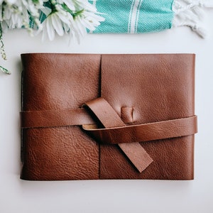 Brown Leather Wedding Guest Book, Rustic Wedding Guestbook, Leather Album, Album Guestbook, Landscape Sketchbook, Rustic Guest book