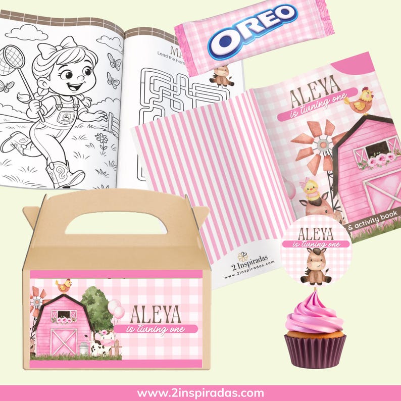 Op de afbeelding: Een verzameling feestartikelen met een roze boerderijthema. Inclusief een kleurboek, activiteitenboek, Oreo-koekje, cupcake, stickers en een geschenkdoos. De tekst "ALEYA is turning one" is zichtbaar op verschillende items.