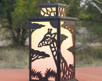 Archivo de corte láser de linterna de jirafa / Linterna de vida silvestre de safari SVG / Decoración de jirafa africana / Linterna de madera Glowforge y xTool / Descarga digital