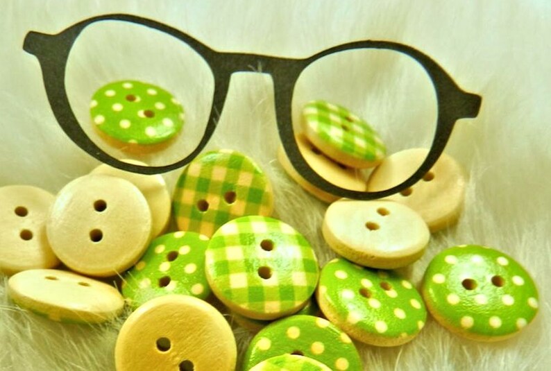 6 x Pale Blue Gingham Resin Flatback Buttons 2 Hole 15mm diameter