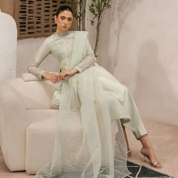 formal designer dresses pakistani Pakistani Designer White Formal Pakistani Dresses Formals Pakistani Formal Dresses And Clothes United Kingdom