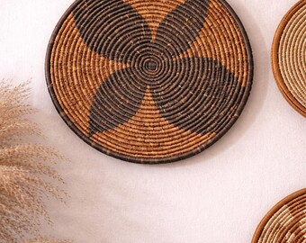 Medium Patterned Woven Wall Plate