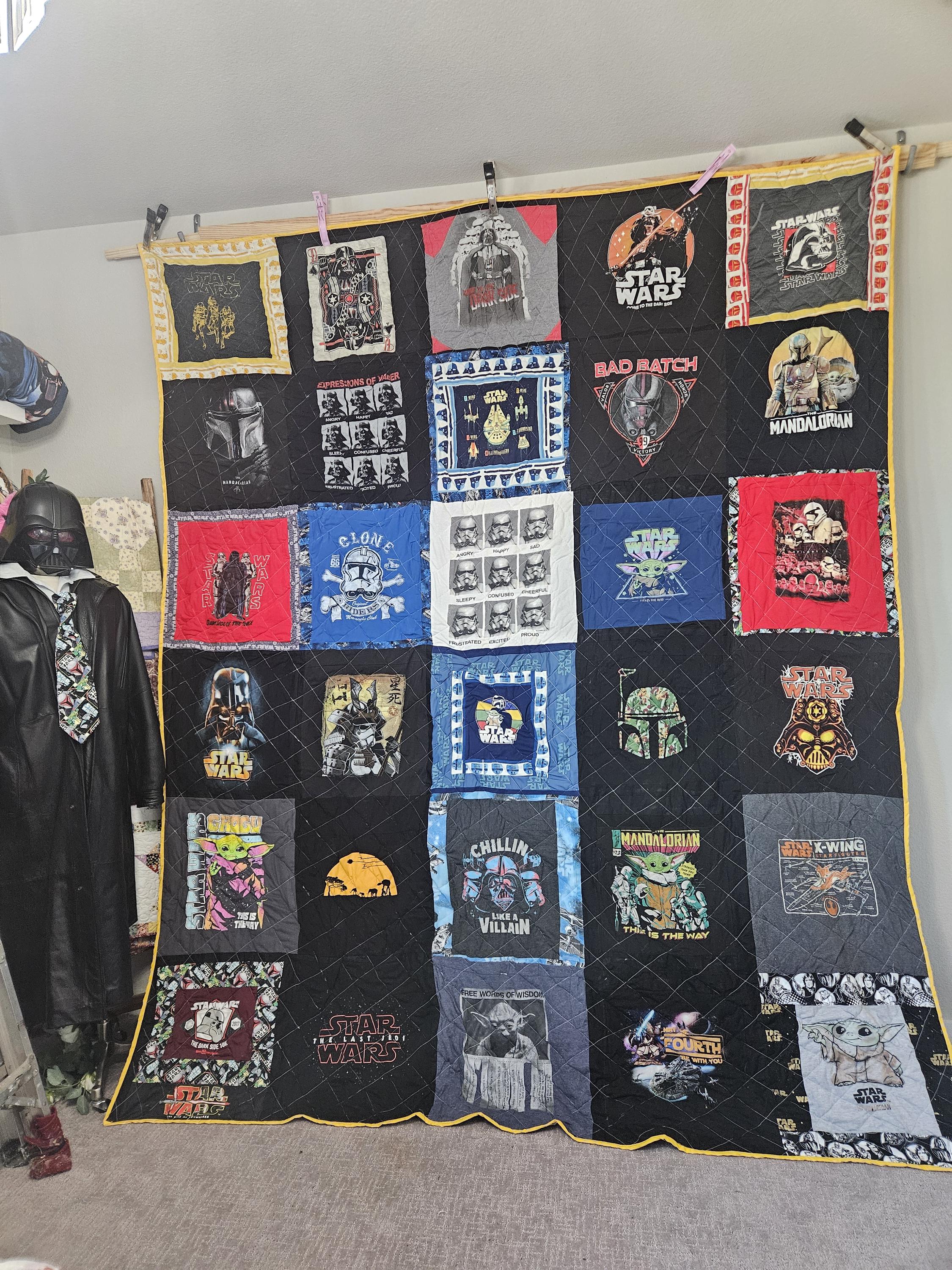 Star Wars King Size T-shirt Quilt: 1977 Vintage Backing (90x110