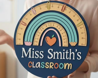 Cartello porta insegnante, cartello porta insegnante personalizzato, cartello con nome insegnante, regalo insegnante, decorazione per aula, cartello in legno per aula, ritorno a scuola