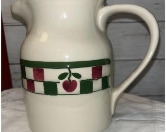 Vintage Hartstone keramik körsbärsmönster keramisk kanna | Handmålad signerad stengods bondgård mjölkjuicekanna USA/signerad