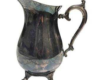 Vintage W.M. Rogers Silver Plate Footed Pitcher With Ice Guard 817