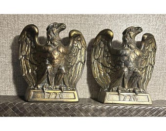 Sujetalibros de latón con forma de águila, estilo colonial de Virginia, de 1968 - Decoración patriótica del bicentenario de 1776 - Par de sujetalibros con forma de águila de estilo federal