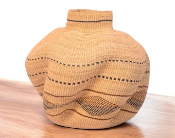 Handwoven Bolga Basket Vase – African Elephant Grass Storage, Home Decor