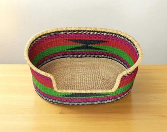 Handmade Woven Dog Bed Basket: Colorful Bolga Pet Bed, Eco-Friendly