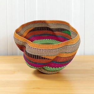 Bowl Basket - Colorful Wavy Bolga Basket Bowl – Handwoven African Decorative Basket from Ghana