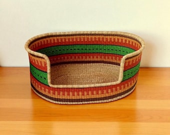 Handmade Bolga Dog Bed Basket: Eco-Friendly Woven Pet Furniture
