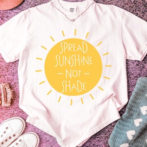 Diffondi il sole, non l'ombra SVG PNG, vibrazioni estive positive, download digitale, magliette e adesivi ispirazionali sul sole, grafica minimalista retrò