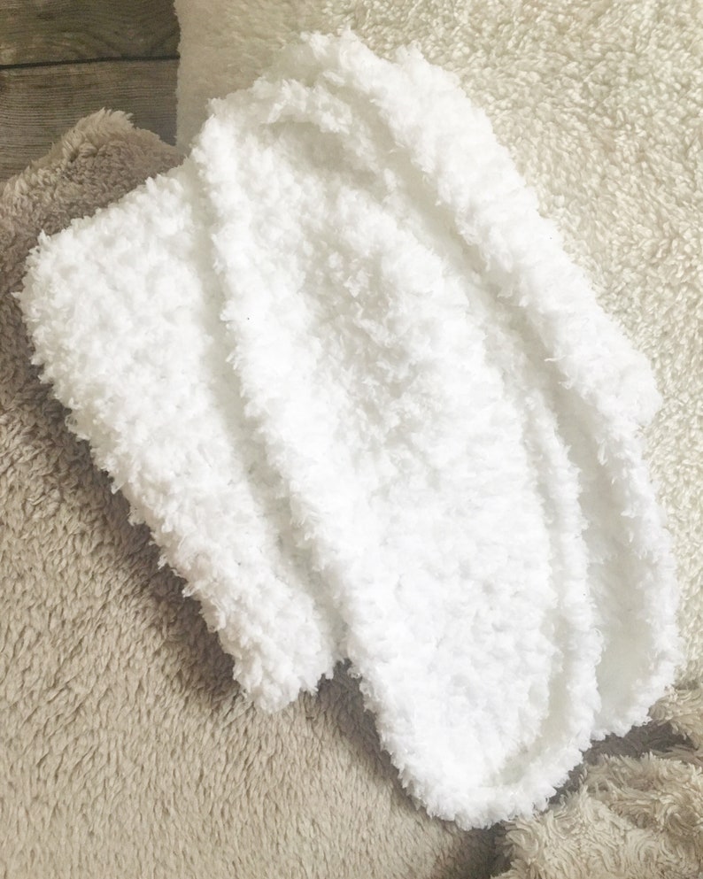 3 to 6m Baby Pink Bunny Hat Infant Girl Crochet Bunny Ears image 7