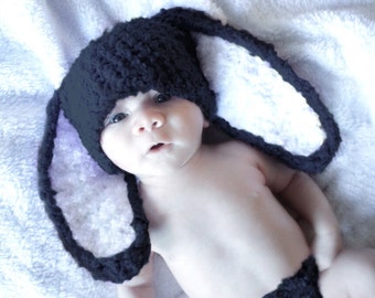 PRE-ORDER 3 to 6m Baby Bunny Hat in Black & White, Unisex Easter Bunny Rabbit Flopsy Ears, Crochet Animal Beanie Kids Costume Photo Prop